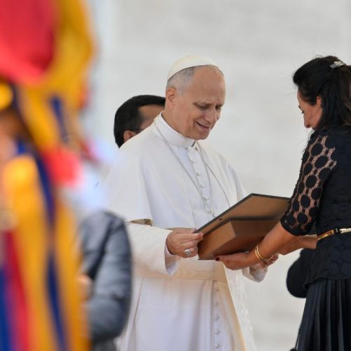 Professores ao encontrar o Papa: reativar o pacto entre educadores, famílias e jovens